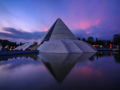 Monumen ini berdiri di Kabupaten Sleman, tepatnya di Dsn Jongkang, Sariharjo, Ngaglik dan persis di pinggir jalan Ring Road Utara Yogyakarta